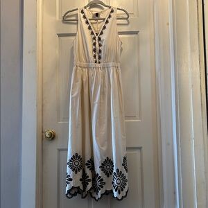 Universal Thread Cream  and Black Embroidered Maxi Dress
